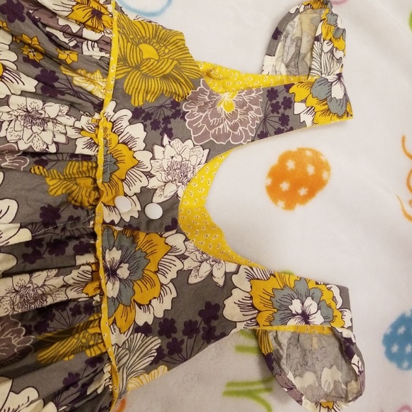 Beautiful size 6 Handmade spring ..fall dress - Picture 4 of 5